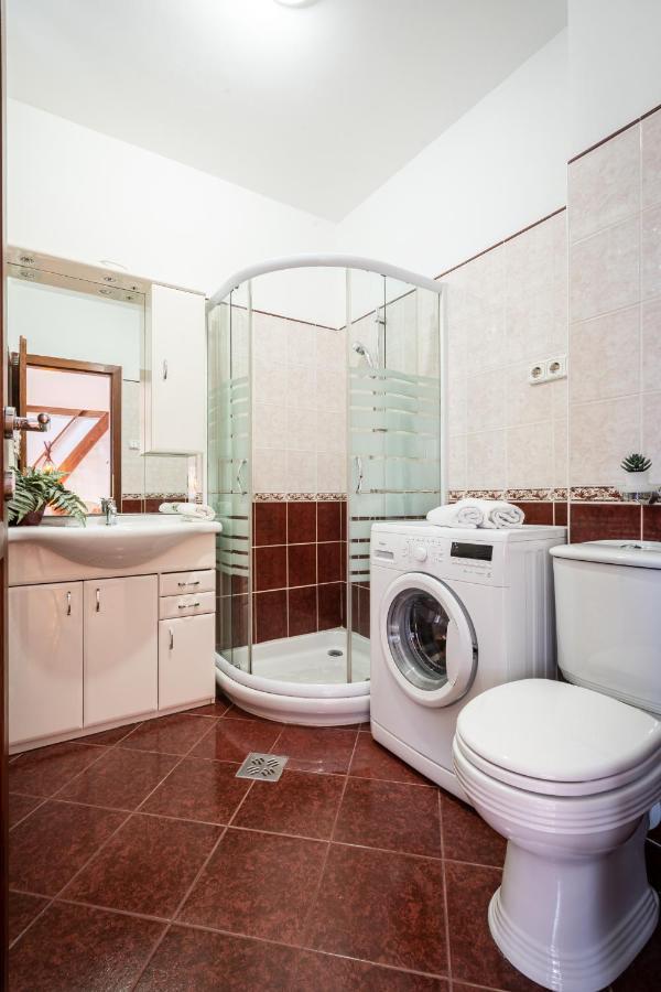 Beautiful Apartment With Ac Boedapest Buitenkant foto
